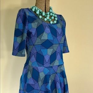 LuLaRoe Nicole with Geometric Stars Sz Medium